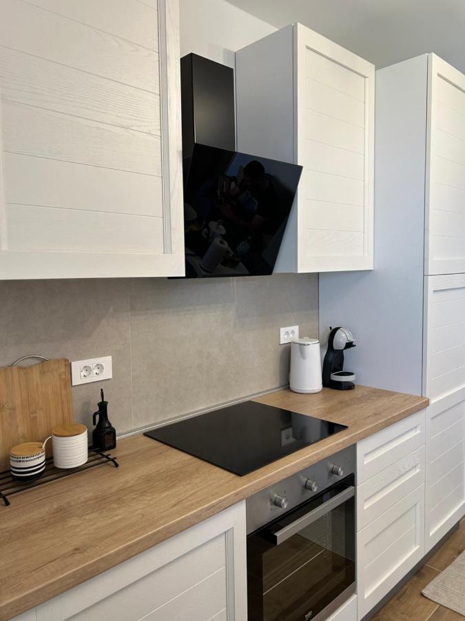 Zio Nino Apartment Sutomiscica Bagian luar foto